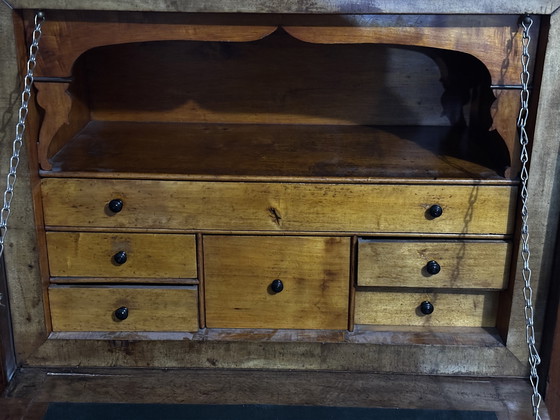 Image 1 of Scrivania Luigi Filippo in noce e radica di noce - XIX secolo