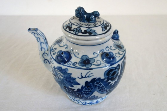 Chinesische Teekanne, frühes 20. Jahrhundert, Tischdekoration, Keramik, Weiß, Aziatisch (Foto 3 von 11)