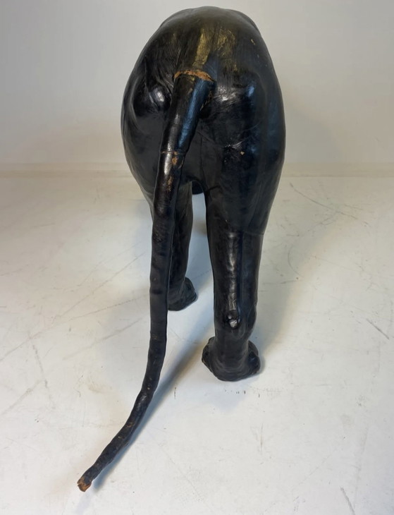 Originele XXL Decoratieve Lederen Panter van Liberty of London, jaren 70 – Decoratieve objecten, Leather (photo 8 of 11)
