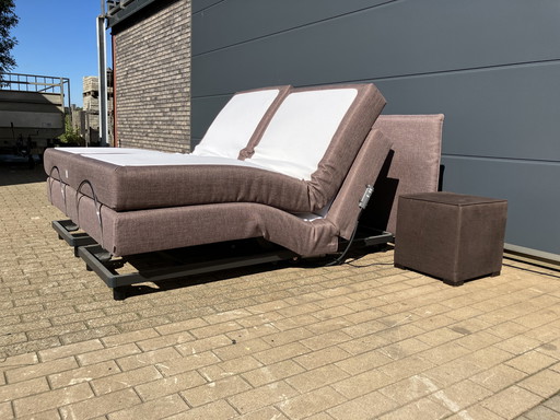 Auping Boxspring 180x200 2motor elektrisch Inkl Matratzen