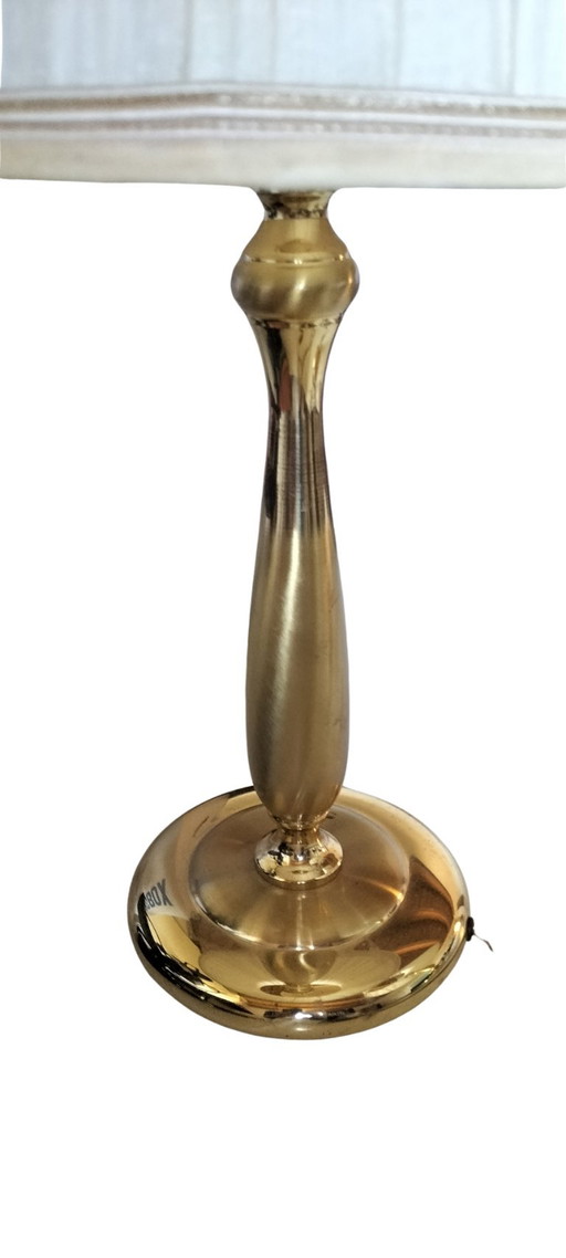 Classic table lamps, brass legs, white/beige shade – tafellampen (photo 2 of 5)