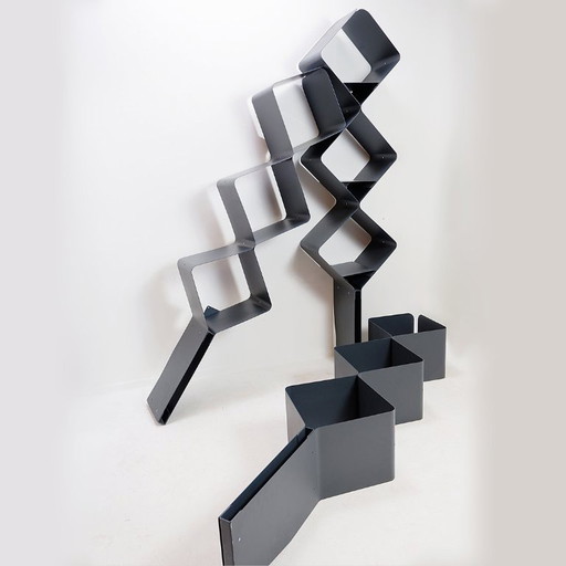 Honeycomb metal wall shelf - ALBURY design