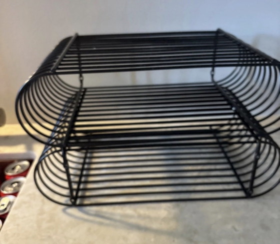 2x AYTM SHELVES CURVA BLACK – Shelving unit, Metal (photo 2 of 5)
