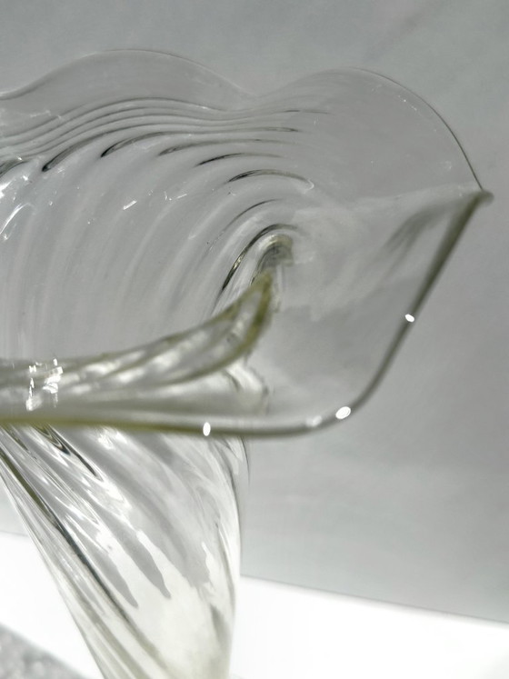 Large Vintage Glass Vase, hand-blown with swirl decor and wavy rim, 1960s/70s (photo 4 of 5)