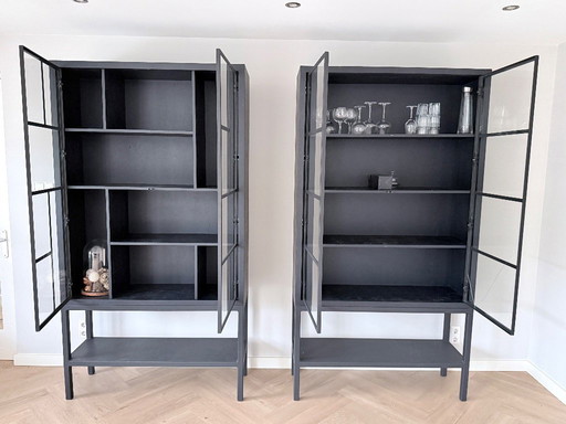 Vitrine noire PUUR Vermeer style industriel, vendue à l'unité ou en lot