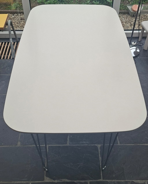 Tavolo da pranzo di design danese