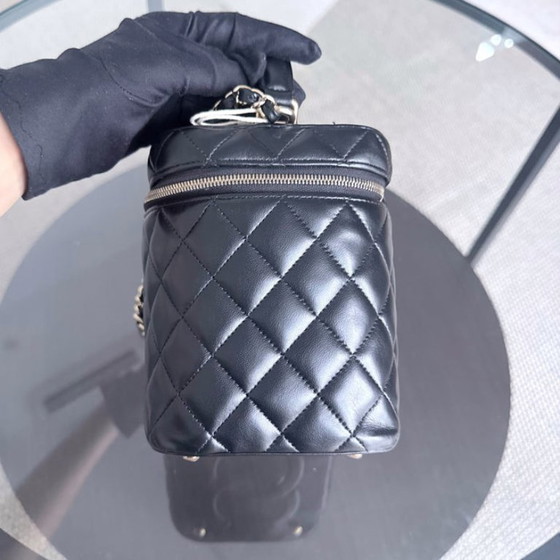 Image 1 of Chanel Trendy CC Vanity, schwarzes Lammleder, goldene Beschläge, Mikrochip