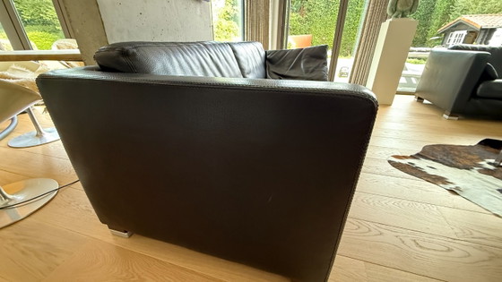 2 Canapés Intemporels en Cuir par Durlet, Modèle Rendez Vous – Leather, Wood (photo 6 of 9)