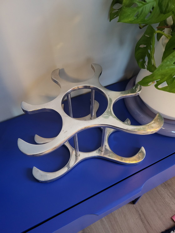 Image 1 of Vintage gepolijst aluminium wijnrek door ontwerper Michael Noll 
