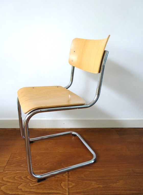 Thonet Mart Stam S 43 (5 x) – Eetkamerstoelen, Leather, Wood (photo 6 of 26)