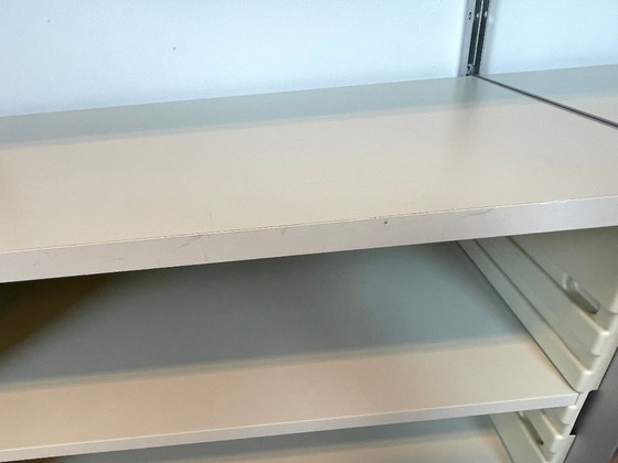 Image 1 of Conception du système d'étagères Vitsoe SDR 606 de Dieter Rams