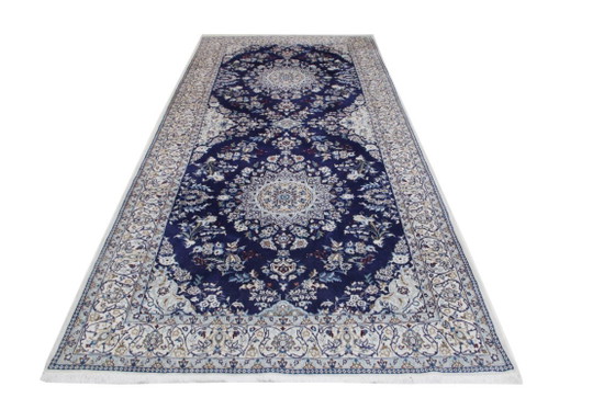 Image 1 of Original Handgeknüpfter Perserteppich Nain 9 LA Fein mit Seide 345 x 150 cm