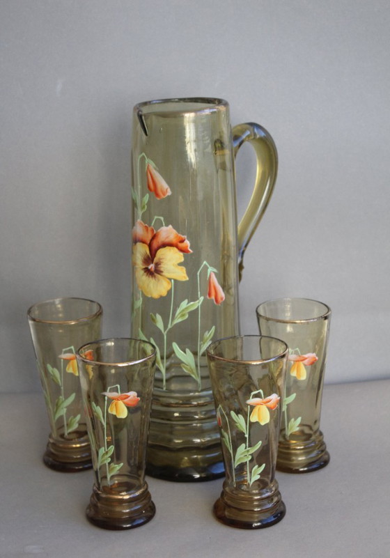 Image 1 of Antike hohe Bierkanne Krug grünes Glas Emailmalerei Blumen um 1900 mit 4 Gläsern