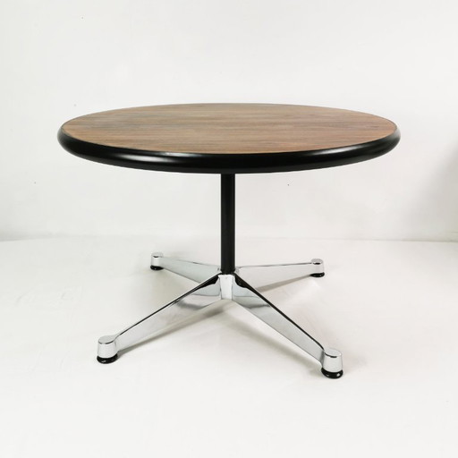 Vitra Eames Contract Table (table basse), conçue par Charles & Ray Eames, Suisse, années 1970-1980.