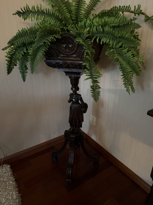 Tavolino o piedistallo antico in stile barocco