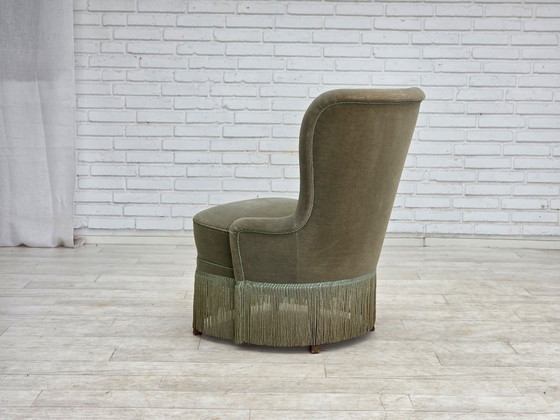 Image 1 of Deense fauteuil uit de jaren 70, bekleed met groen meubelvelours.