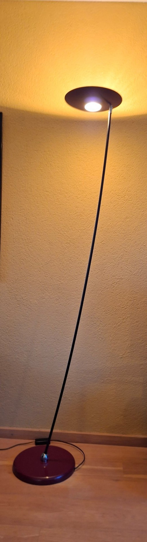 Vintage Hala Zeist rote Stehlampe, Deckenfluter.