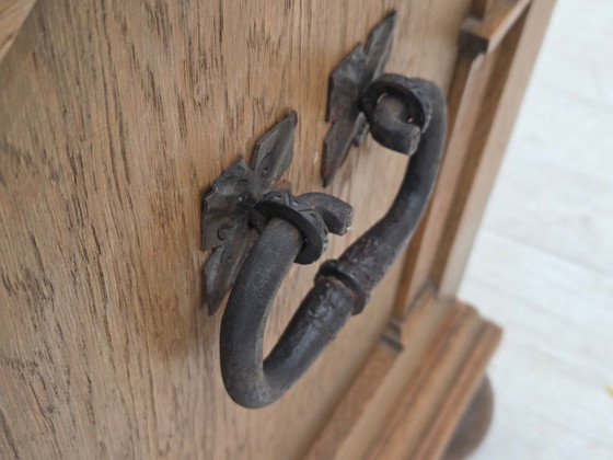 Image 1 of Dänisches 2-Sitzer-Sofa aus den 1950er Jahren, original gestreifte grüne Möbelwolle, Eichenholz.