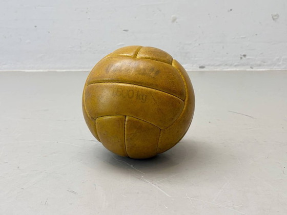 Image 1 of Very rare vintage leather ball, solid ball (medicine ball), 1.500 kg, 1960s