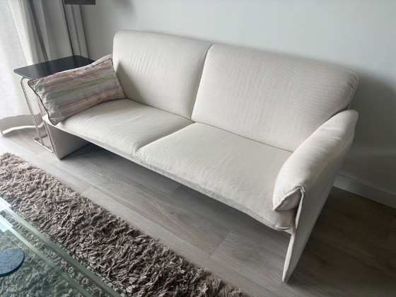 2 Leolux bora bankjes, 2 zitsbanken, Textiel, Beige (foto 3 van 8)