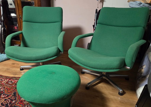 ARTIFORT Design Geoffrey D. Harcourt RDI chair incl. footstool