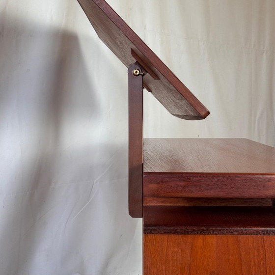 Image 1 of Cómoda “Fresco” de teca de Viktor Wilkins para GPlan, década de 1960