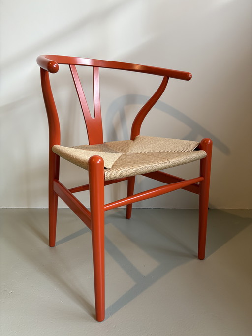 Carl Hansen CH24 Wishbone chair orange