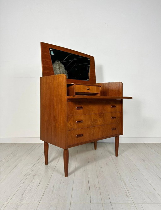 Vintage dänische Teakholzkommode mit Schminkspiegel, Mid-Century Modern Kommode, 1960er Jahre