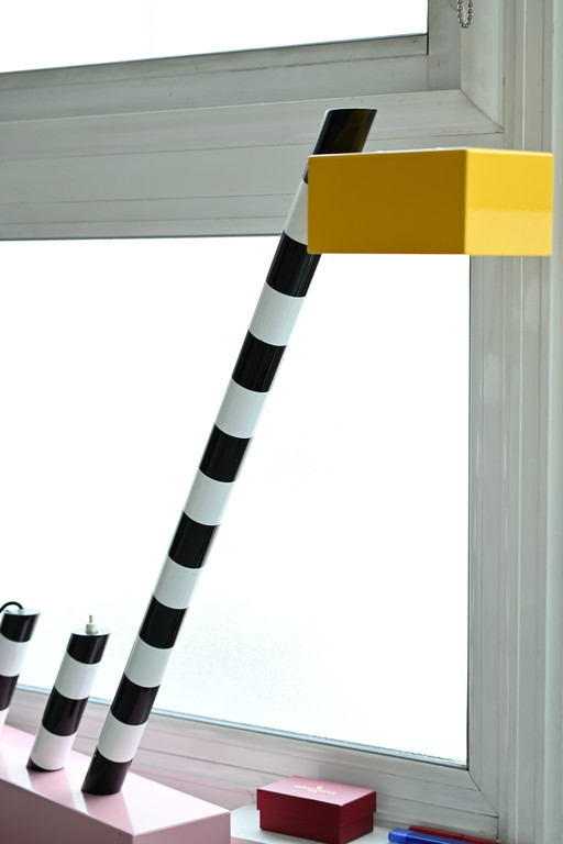 Lampe MEMPHIS MILANO