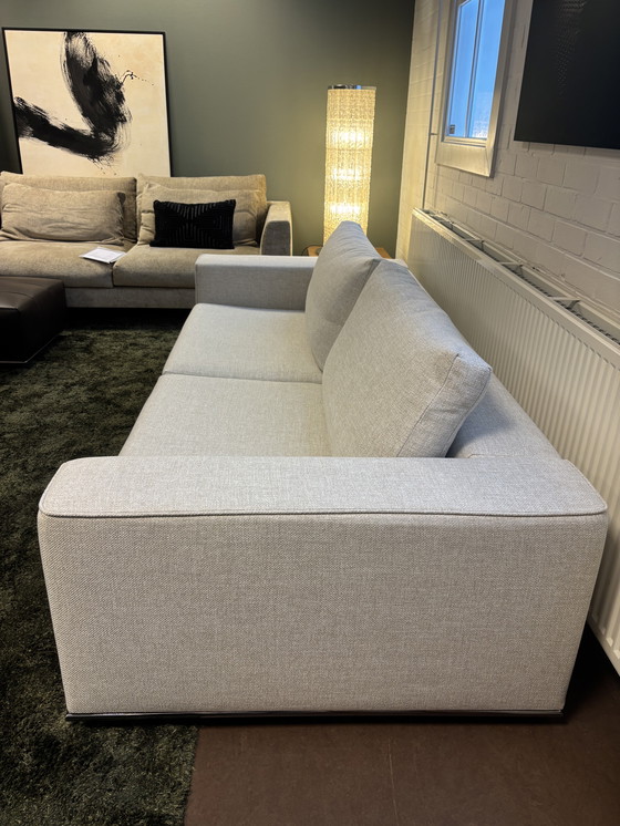 Image 1 of Minotti Hamilton sofa 104x235cm stof G Pitti Corda LP € 8.130,/