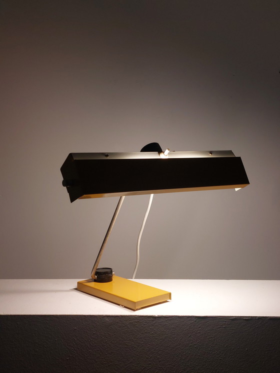 Image 1 of Lampada da scrivania vintage gialla di design di metà secolo Klaus Musinowski