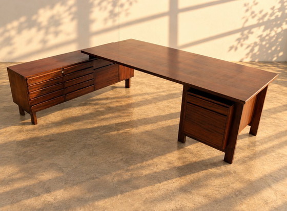 Scrivania direzionale vintage | Scrivanie | anni '50, Legno, Marrone, Mid Century Modern (foto 3 di 14)