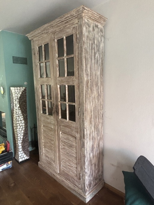 Prachtige houten kast van Nijhof Baarn