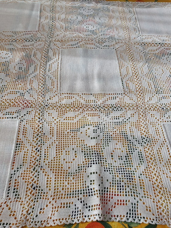 Tovaglia unica fatta all'uncinetto, bianca, ca. 80x80cm, selbst gefertigt, Handarbeit, Accessori da tavola (foto 4 di 6)