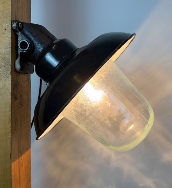 Vintage Industrial Black Enamel and Cast Iron Wall Lamp, 1960s, Wall lights, Metal, Glass (photo 10 of 15)