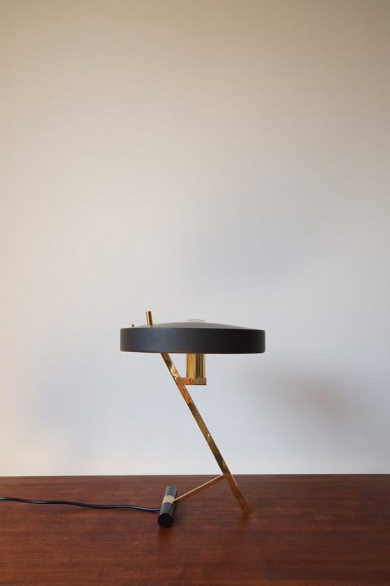 Image 1 of Lampada diplomatica Louis Kalff