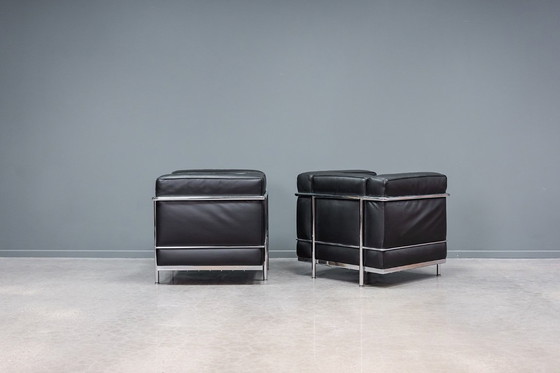 Image 1 of Corbusier LC2 stoelen 2x