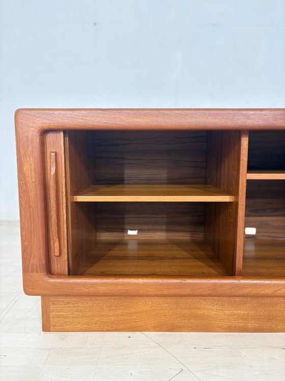 Image 1 of Commode en teck style années 60 / Commode en teck Drylund / Buffet en teck années 60 / Buffet vintage
