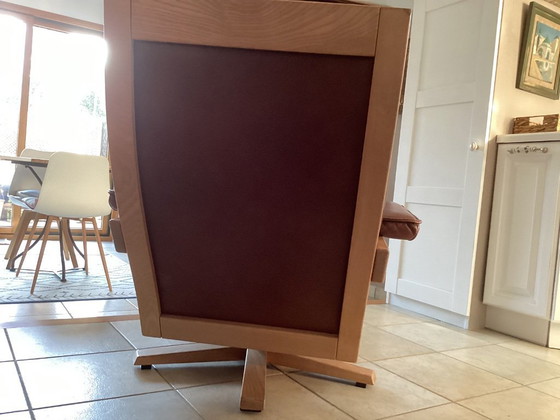 Image 1 of Fauteuil pivotant en cuir vintage