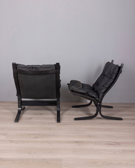 Image 1 of Een paar vintage leren fauteuils uit de jaren 70, model "Siesta", ontworpen door I. Relling voor Westnofa.