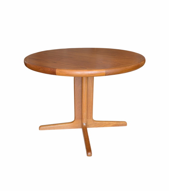 Image 1 of Table de salle à manger ronde extensible vintage en teck danois