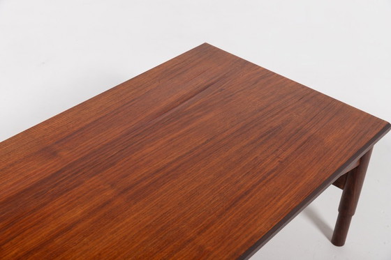 Image 1 of Vintage spectacular veneer coffee table from Saporiti, 1960’s Italy