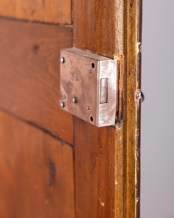 Armadio classico piemontese in noce del primo Settecento – Legno (photo 17 of 22)