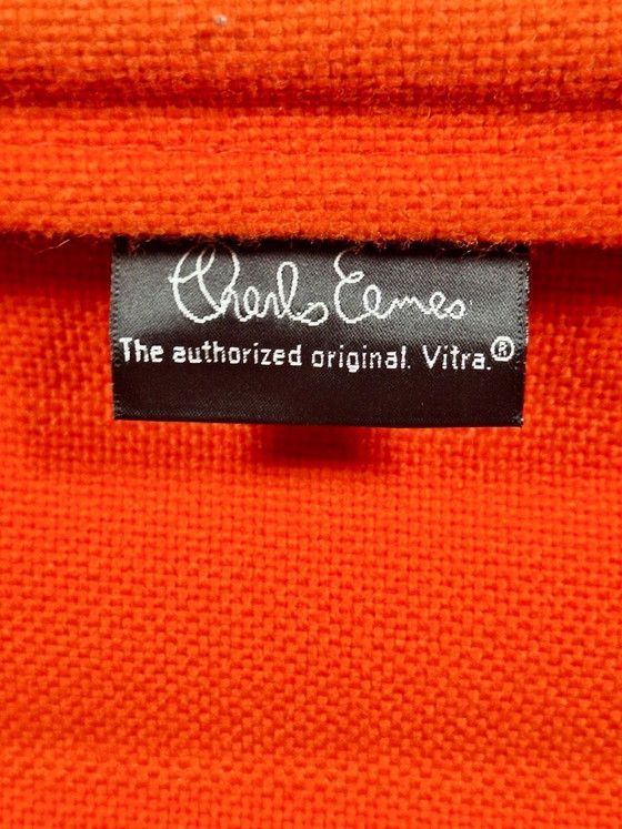 Image 1 of Vitra EA 119 in hautfarbenem Orange auf Rollen