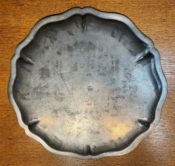 Image 1 of Piatto circolare, 32 cm, di Jean Baptiste OUDART, circa 1850, in peltro argentato