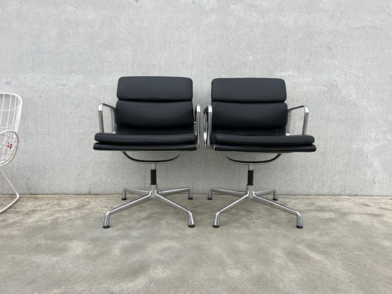 Image 1 of 2x Sedia in pelle Vitra Eames EA208