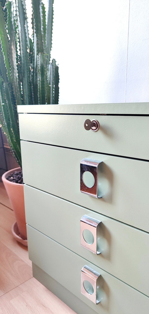 Dresser green with Chrome accent