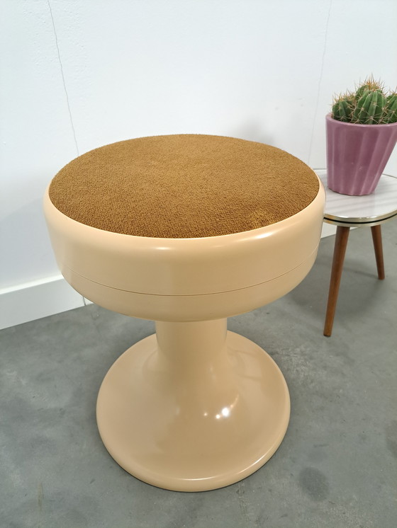 Image 1 of Space Age Tulip Stool Beige No. 5