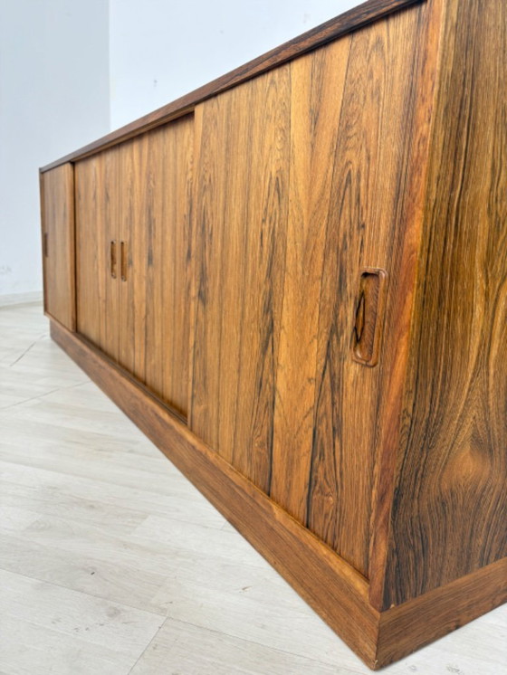 Image 1 of Prachtig dressoir van P. Vestergaard, palissanderhout, Deense stijl, woonkamerkast.
