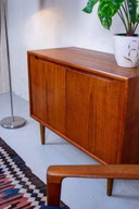 Commode vintage en teck, buffet, meuble bas, style danois du milieu du XXe siècle